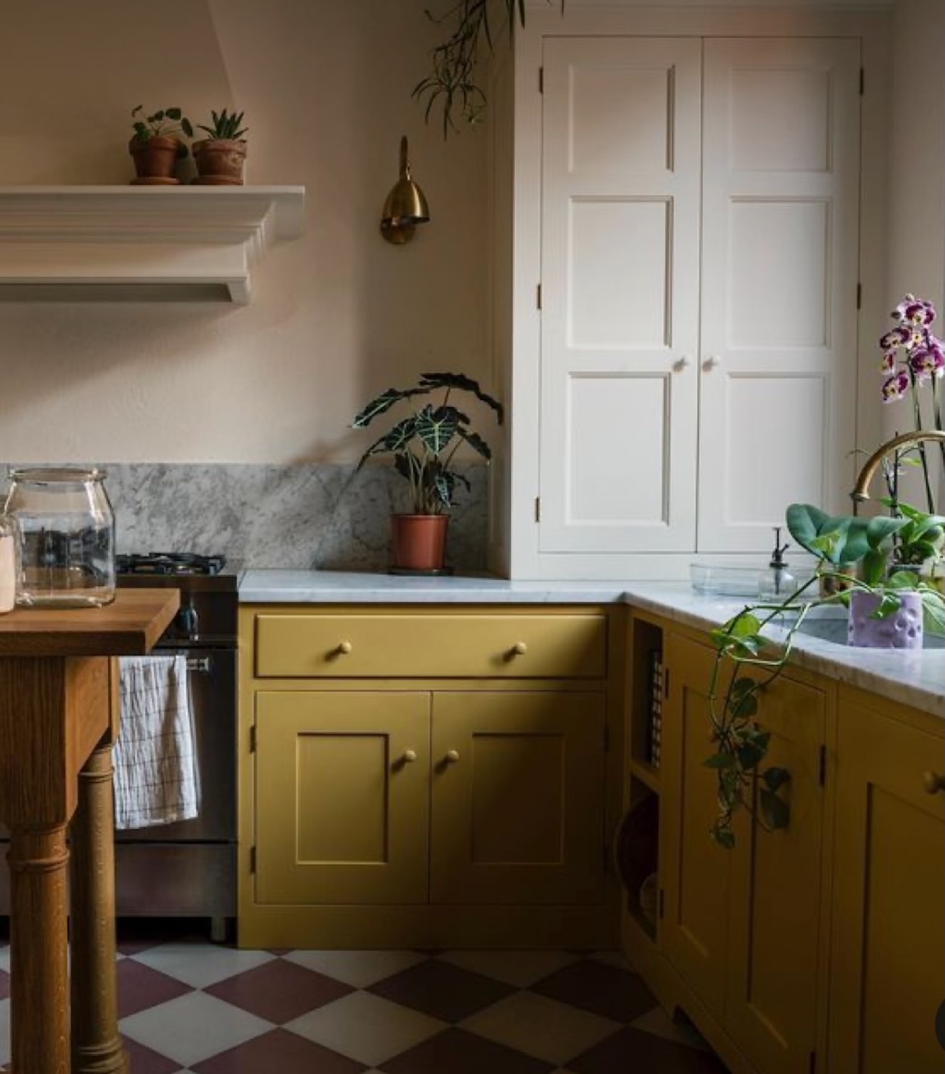 Cabinet door style 4